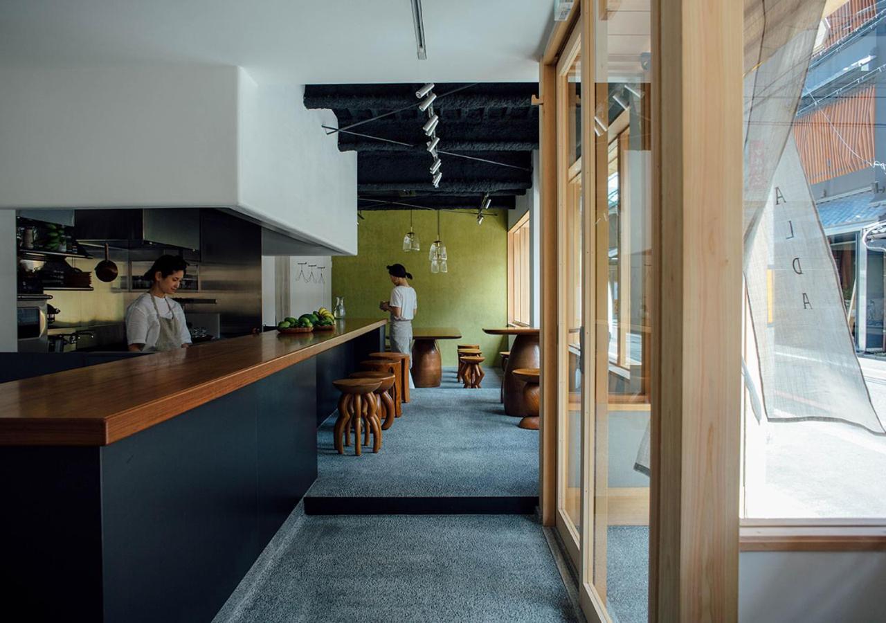 Malda Kyoto Hotel Екстериор снимка